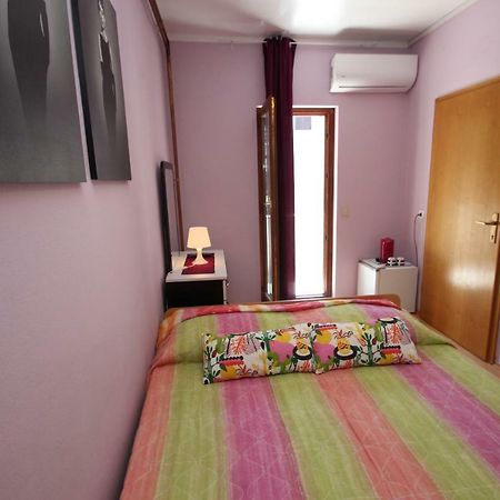 Apartment Sandi Vrsar Exterior foto
